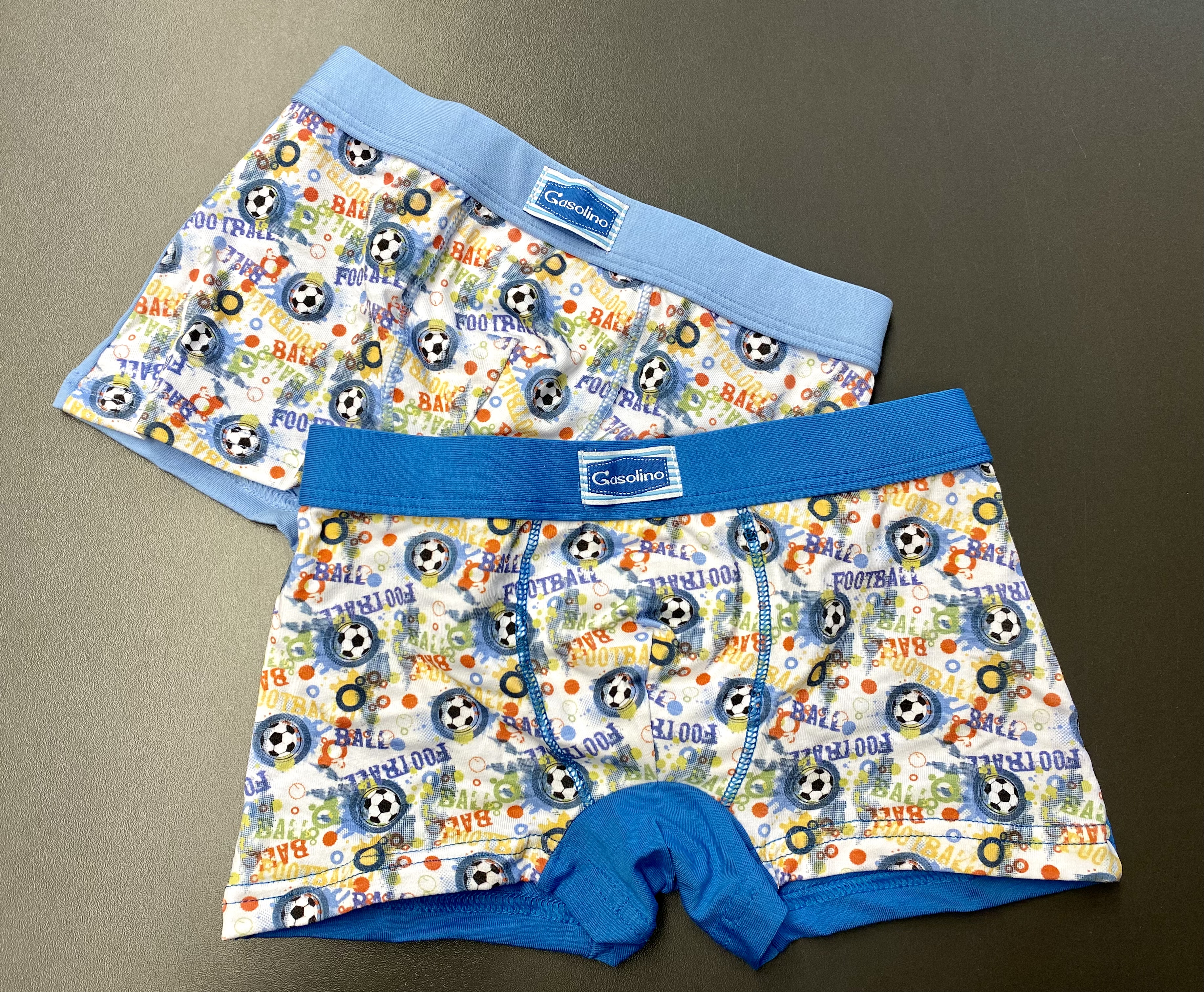 Dětské bavlněné boxerky Gasolino s fotbalovým motivem