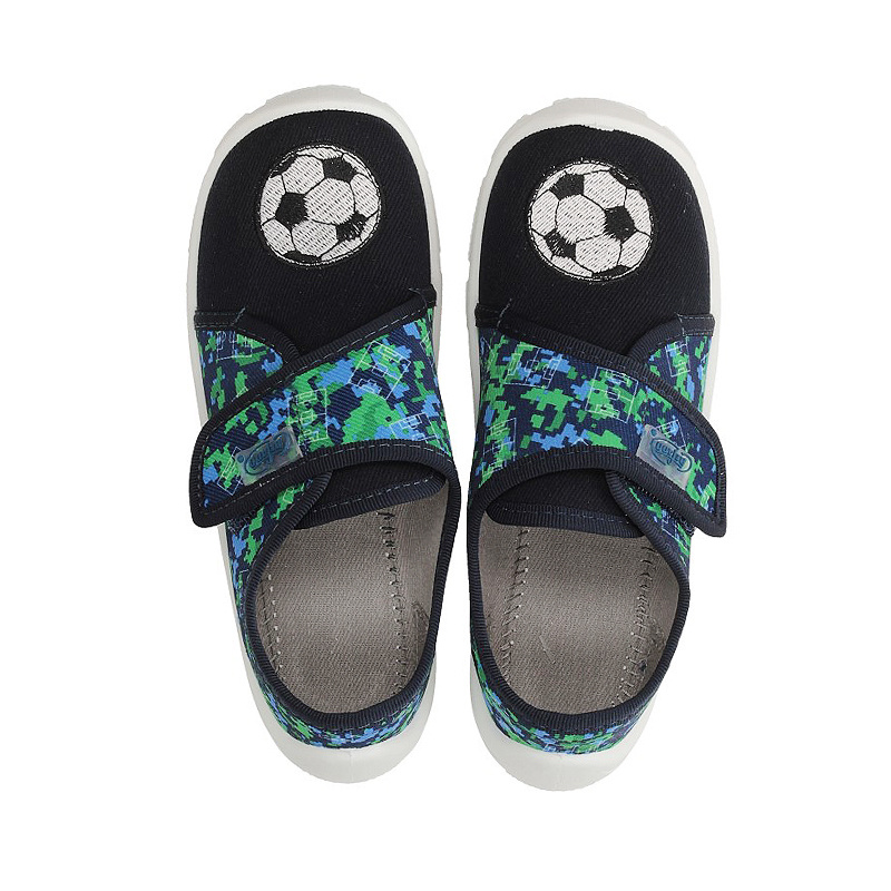 Chlapecké bačkory - papuče BEFADO 974X506 fotbal
