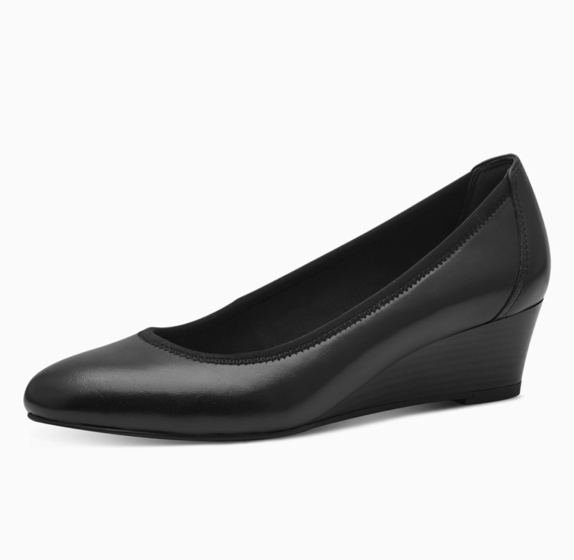 Kožené černé lodičky na klínku TAMARIS 22320