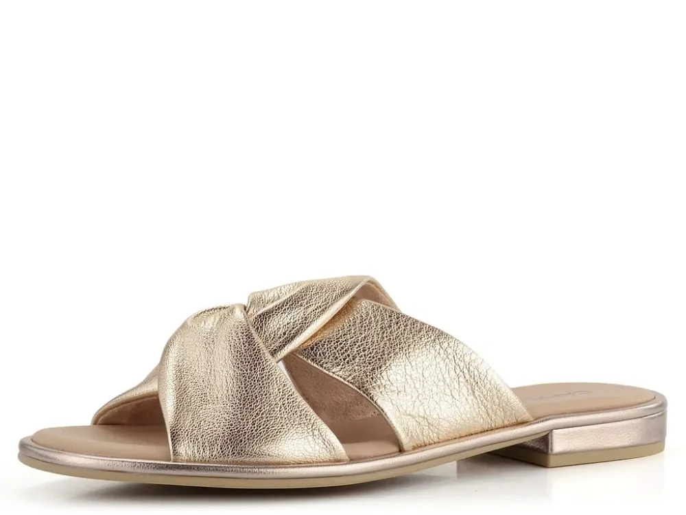 Zlaté kožené pantofle - nazouváky Caprice 27100