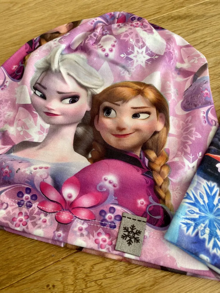 Dívčí bavlněná čepice LEDOVÉ KRÁLOVSTVÍ