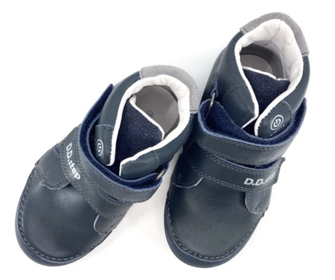  Chlapecká kotníková blikací obuv D.D.step A068-42418 