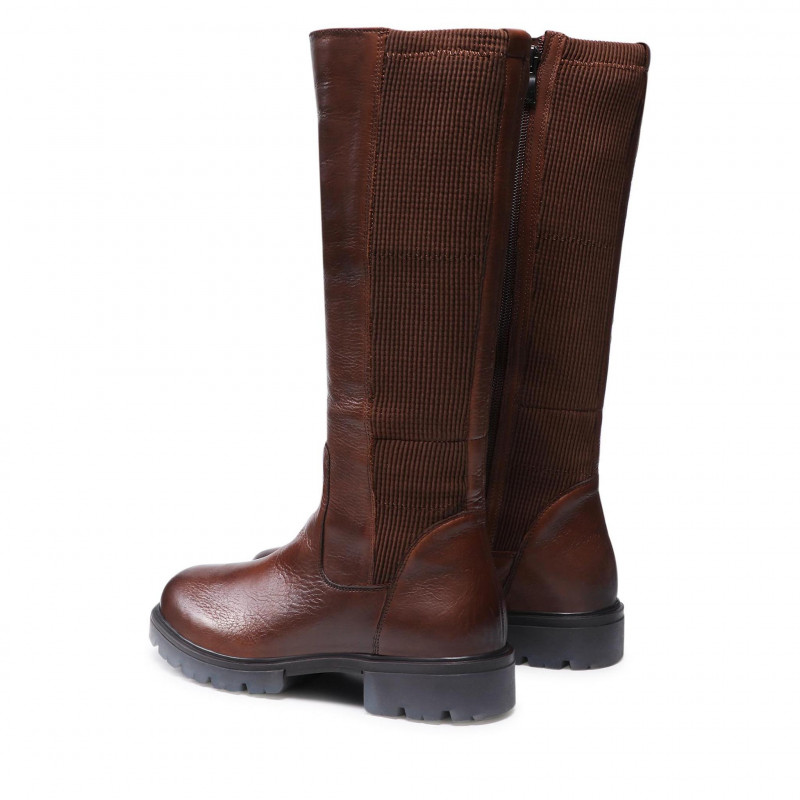 Krásné hnědé kožené kozačky CAPRICE 25650 