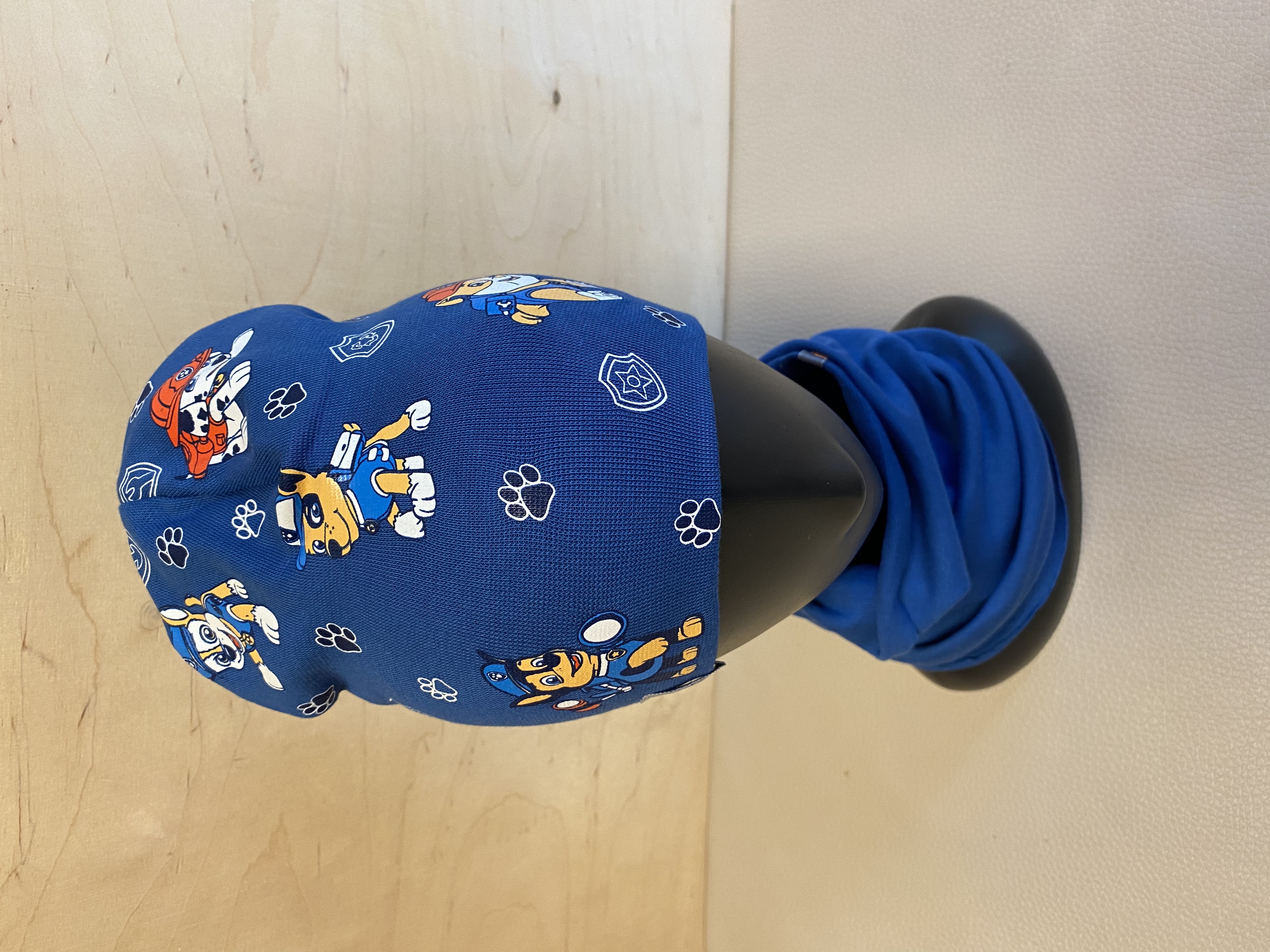 Bavlněná čepice s nákrčníkem TLAPKOVÁ PATROLA