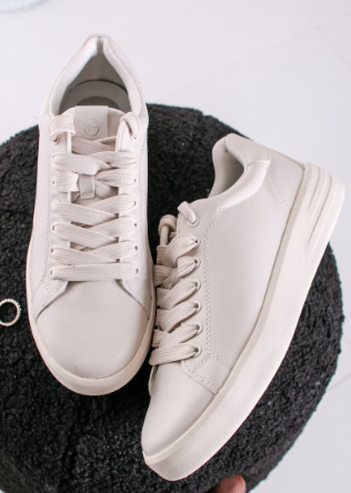 Bílé lehké tenisky - sneakersy Tamaris 23750