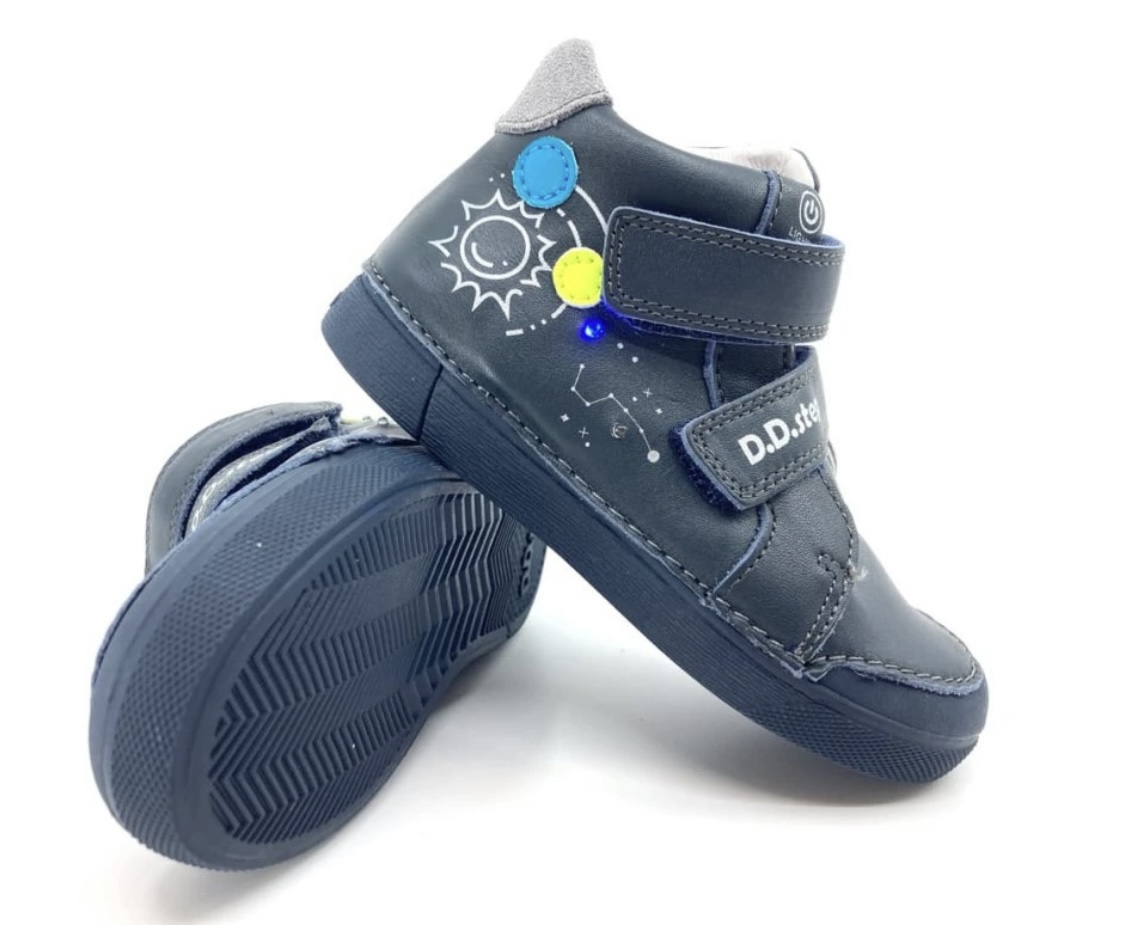  Chlapecká kotníková blikací obuv D.D.step A068-42418 