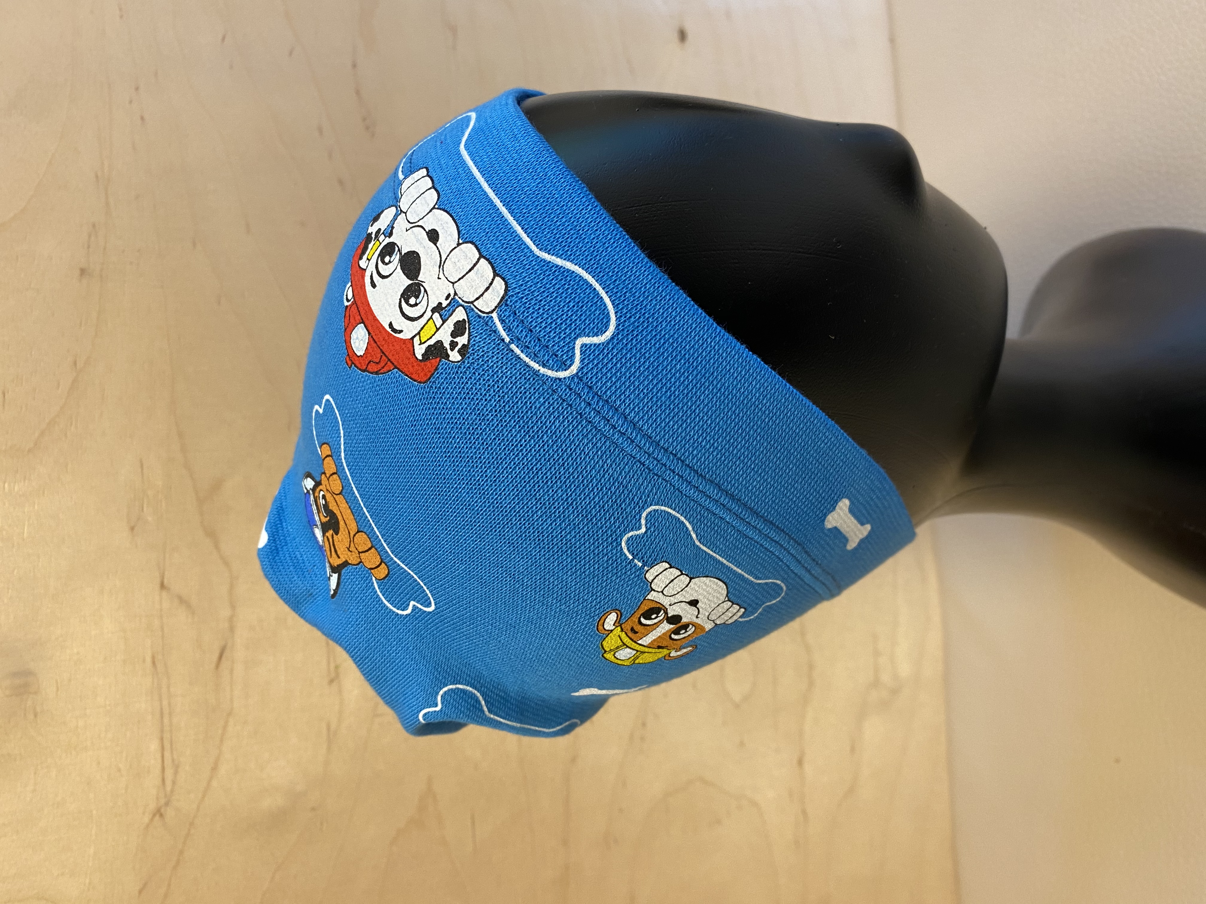 Jarní a podzimní bavlněná čepice TLAPKOVÁ PATROLA