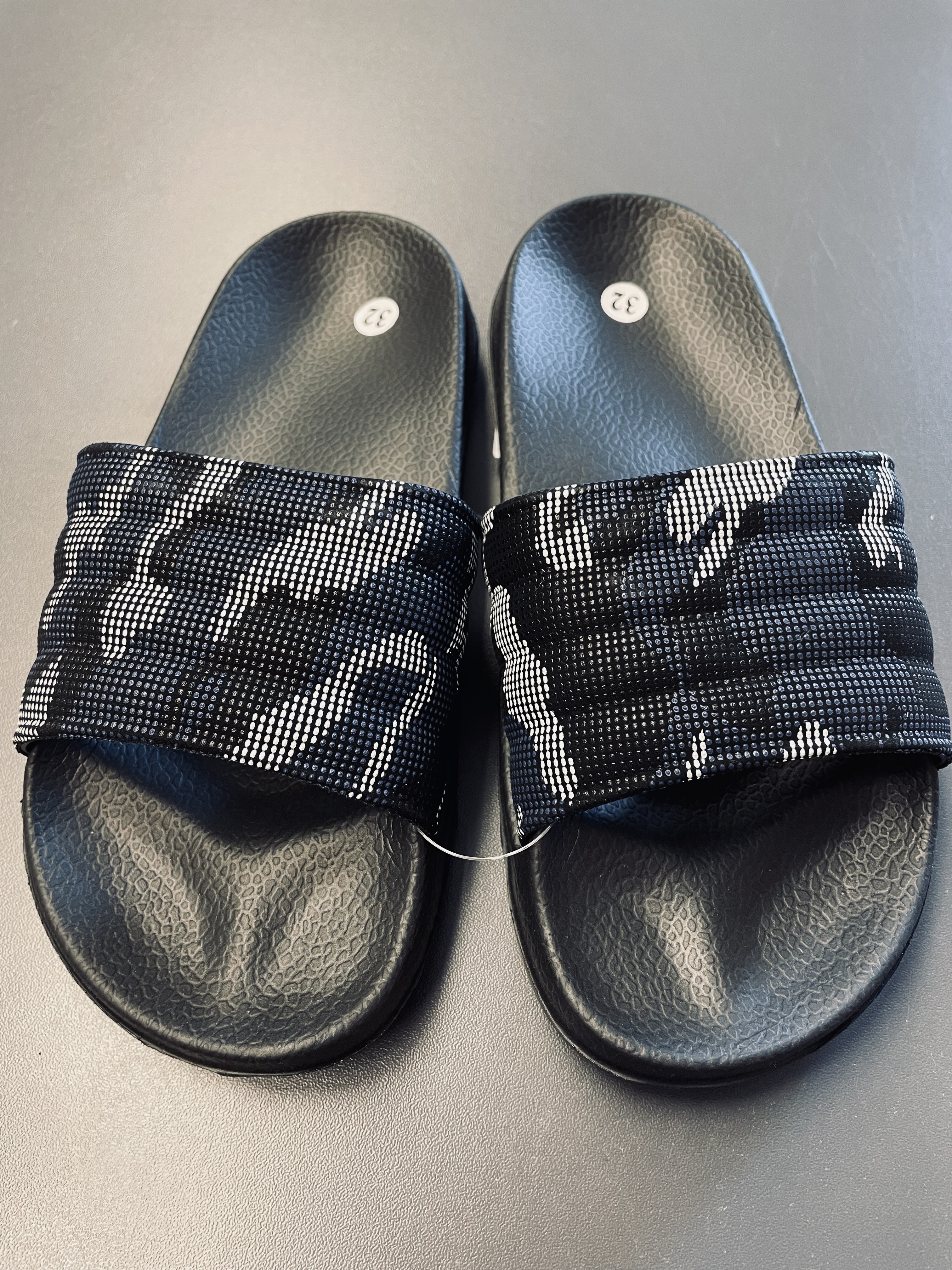 Chlapecké nazouzváky - pantofle SAMLUX